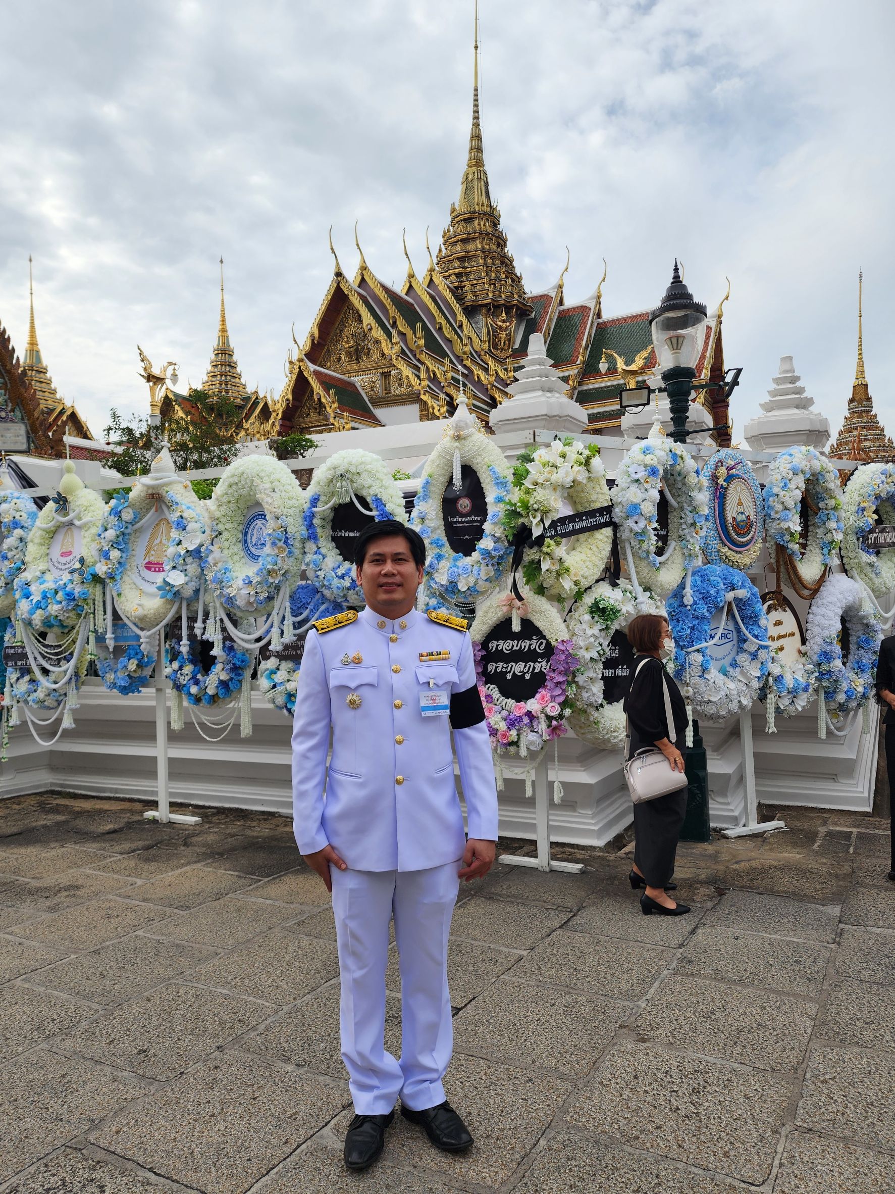 title - วันศุกร์ที่ 29 พฤษภาคม 2569 เวลา 05.00 น. นายวิทูล ประดิษฐบุญ ปฏิรูปที่ดินจังหวัดปราจีนบุรี เข้าร่วมเป็นเจ้าภาพในการบำเพ็ญกุศลถวายพระบรมศพ สมเด็จพระนางเจ้าสิริกิติ์ พระบรมราชินีนาถ พระบรมราชชนนีพันปีหลวง ครั้งที่ 4